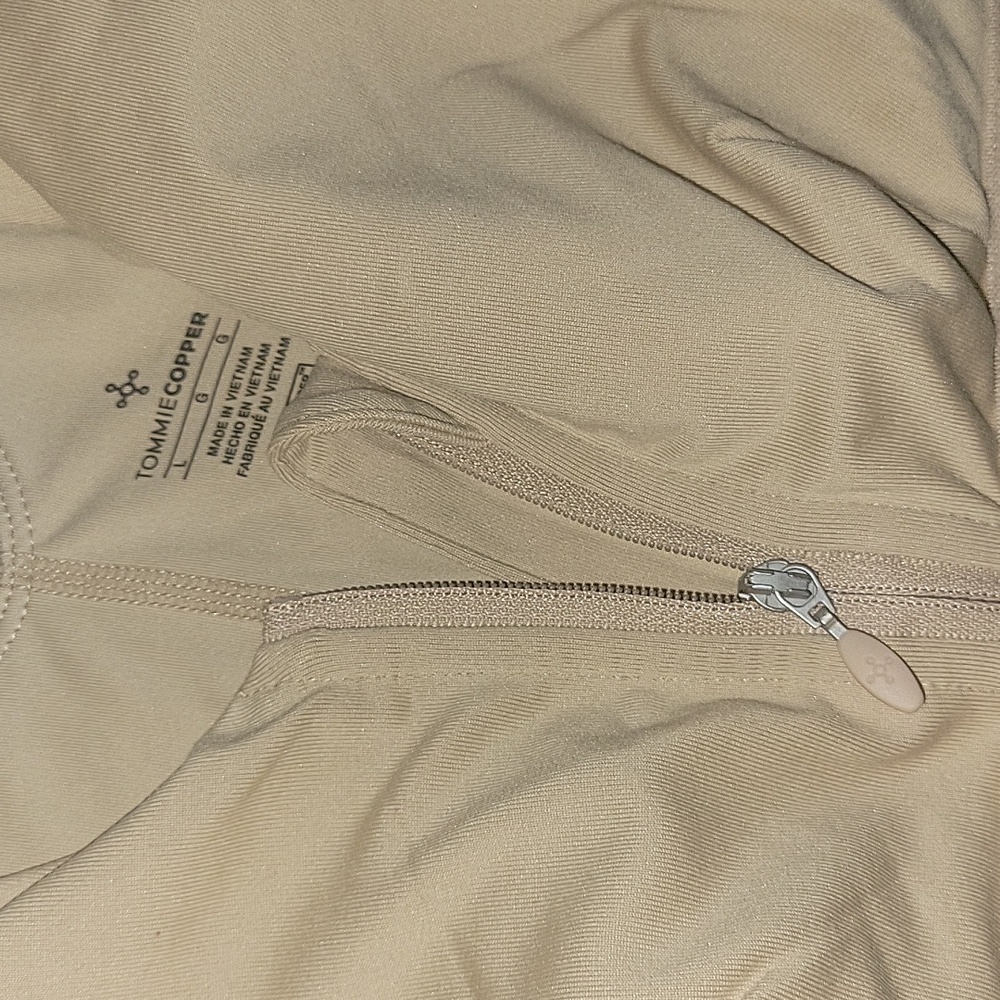 2 Tommie Copper Shoulder Support Bras - Picture 5 of 12
